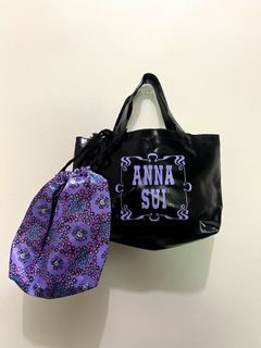 Anna Sui Black Mini Bag with pouch