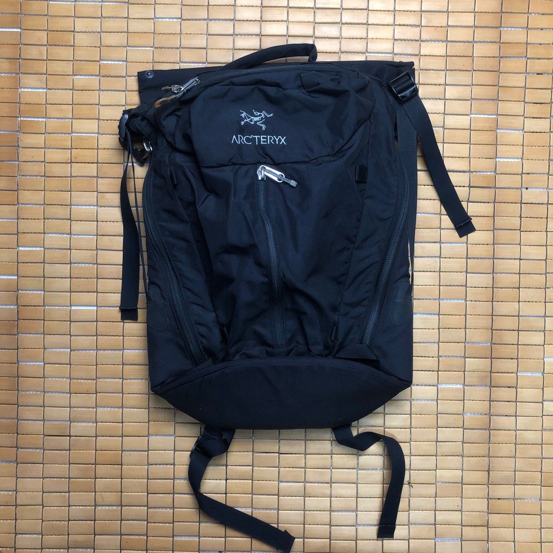 Arcteryx Climbing Backpacks (Php 2980 each) (Category: Backpacks) located in Quezon City. Submitted by cityboycrates_ph (Listing ID 1300048445, Image 2). Description: WTS ARCTERYX BACKPACKS 2980 EACH very good condition no major issue's dm me for other pictures.