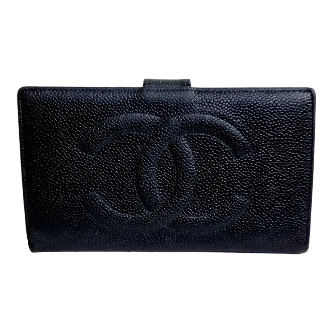 Authentic CHANEL French Vintage WALLET (Category: Luxury Bags & Wallets) located in Quezon City. Submitted by manerarestorationservices (Listing ID 1300055848, Image 1). Description: Money back Guarantee 💯% Guaranteed authentic *Brand: CC Vintage French Long wallet HOLOGRAM INTACT *Materials: Caviar Leather *Color: BLACK *Size: long *Condition: 8/10 interior has minor signs of used & repaired. Pls see photos -Used * Inclusions: wallet only Open 