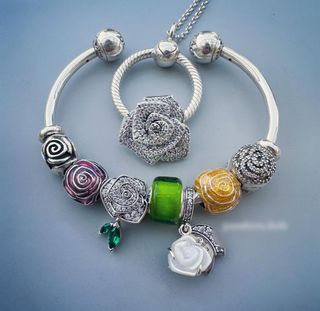 🔸BIG SALE PANDORA OPEN BANGLE with ROSE BLOOM CHARMS 🔸8999/ SPARKLING ROSE IN BLOOM OVERSIZED CHARMwith PENDANT CIRCLE NECKLACE SET -4999
