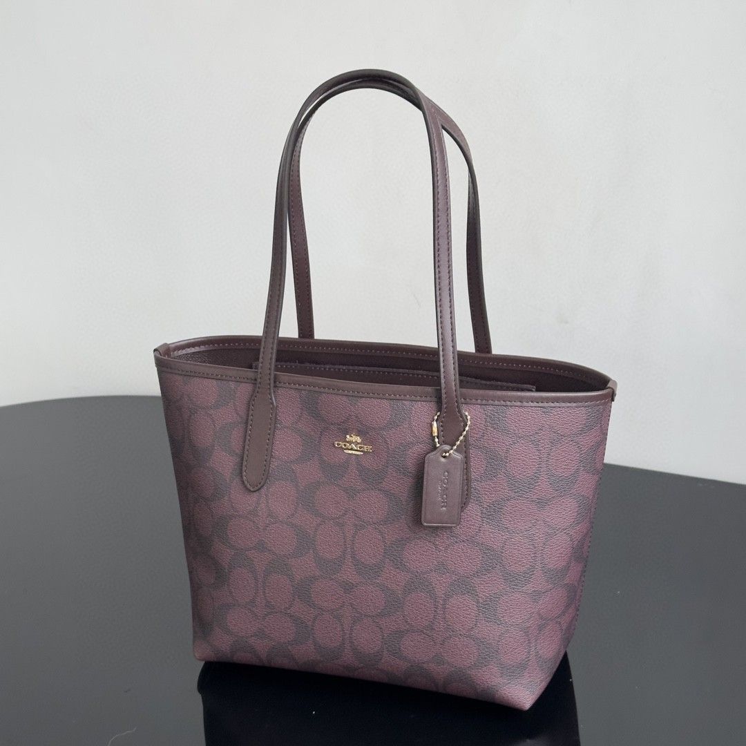 Coach City Tote Bag Women s Fashion Bags Wallets Tote Bags on Carousell
