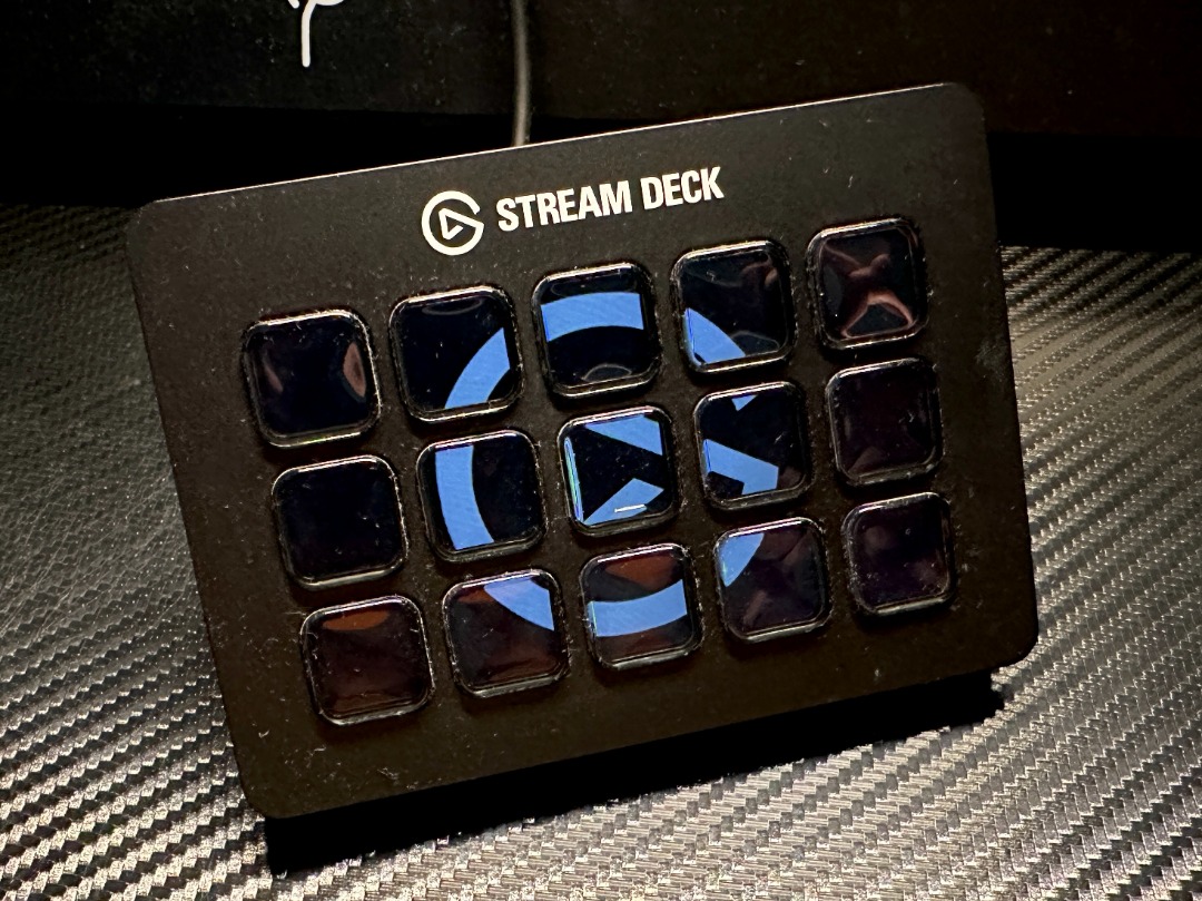Elgato Stream Deck Mk1 D'occasion – Contrôleur Studio PC/MAC Très Bon état