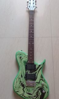 FOR SALE: SQOE CE-19 LIMITED EDITION ELECTRIC GUITAR