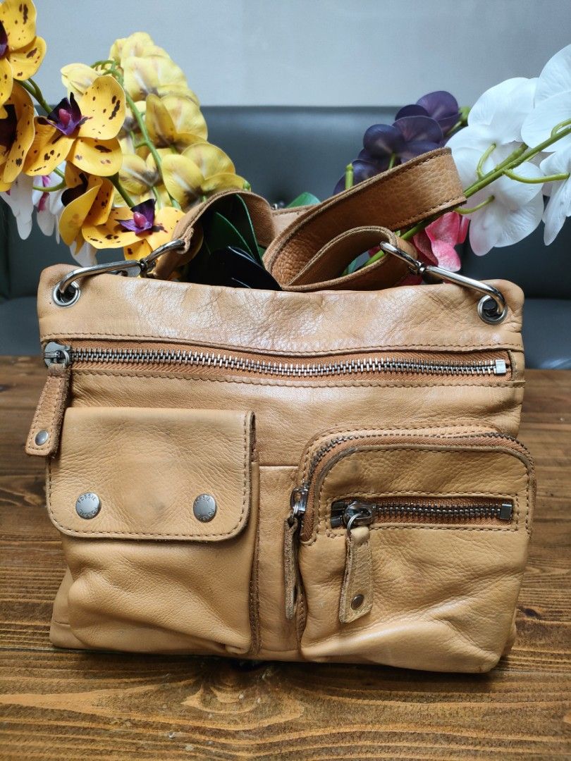 Fossil Sutter Crossbody Bag Preloved Fesyen Wanita Tas Dompet di Carousell