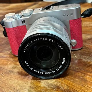 Fujifilm X-A3 Mirrorless Camera with Lens Kit and Bag