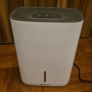 （分類：）位於 。 由 alee57029 提交（商品編號 1300075858，圖片 1）。簡介： 。