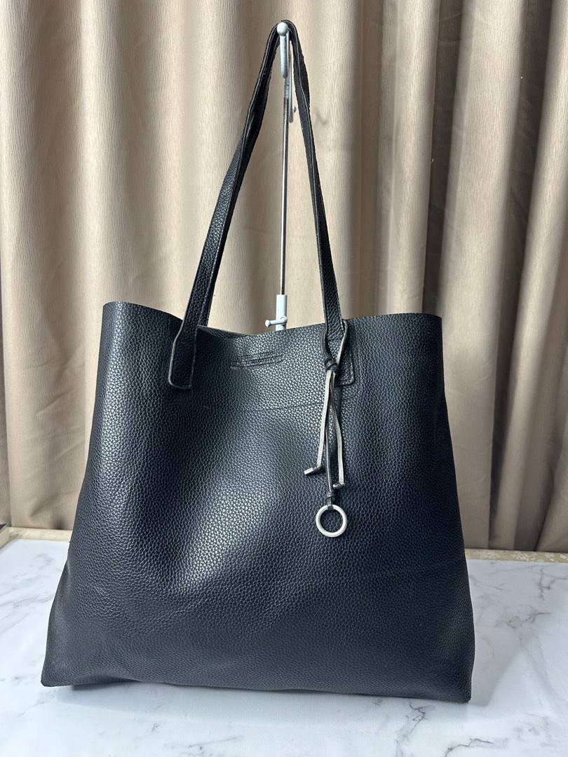 Global work tote bag