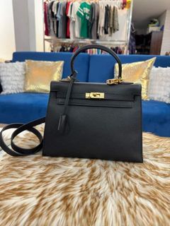 Hermès Kelly 25 Togo Black Top- Handled Bag
