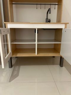 (Category: ) located in . Submitted by bl018 (Listing ID 1299989272, Image 1). Description: .