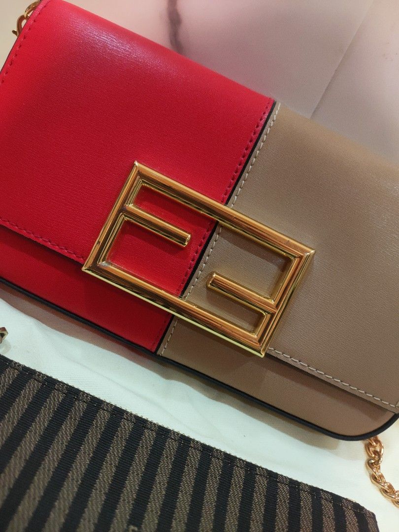 JPN Pre♥️ FF woc (Category: Luxury Bags & Wallets) located in Manila. Submitted by erlacoleccion (Listing ID 1300096726, Image 1). Description: Japan Quality Assurance Guaranteed ‼️ GENUINE LEATHER💯 coded 🇯🇵♥️.
