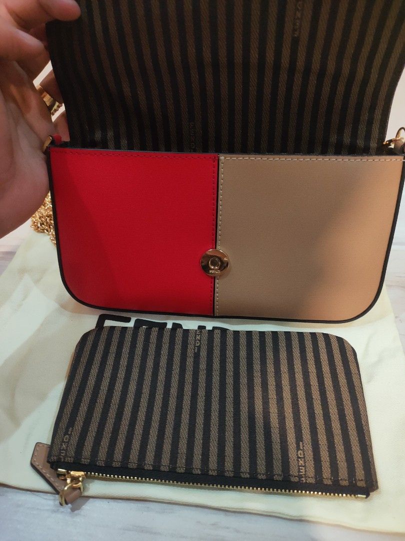 JPN Pre♥️ FF woc (Category: Luxury Bags & Wallets) located in Manila. Submitted by erlacoleccion (Listing ID 1300096726, Image 3). Description: Japan Quality Assurance Guaranteed ‼️ GENUINE LEATHER💯 coded 🇯🇵♥️.