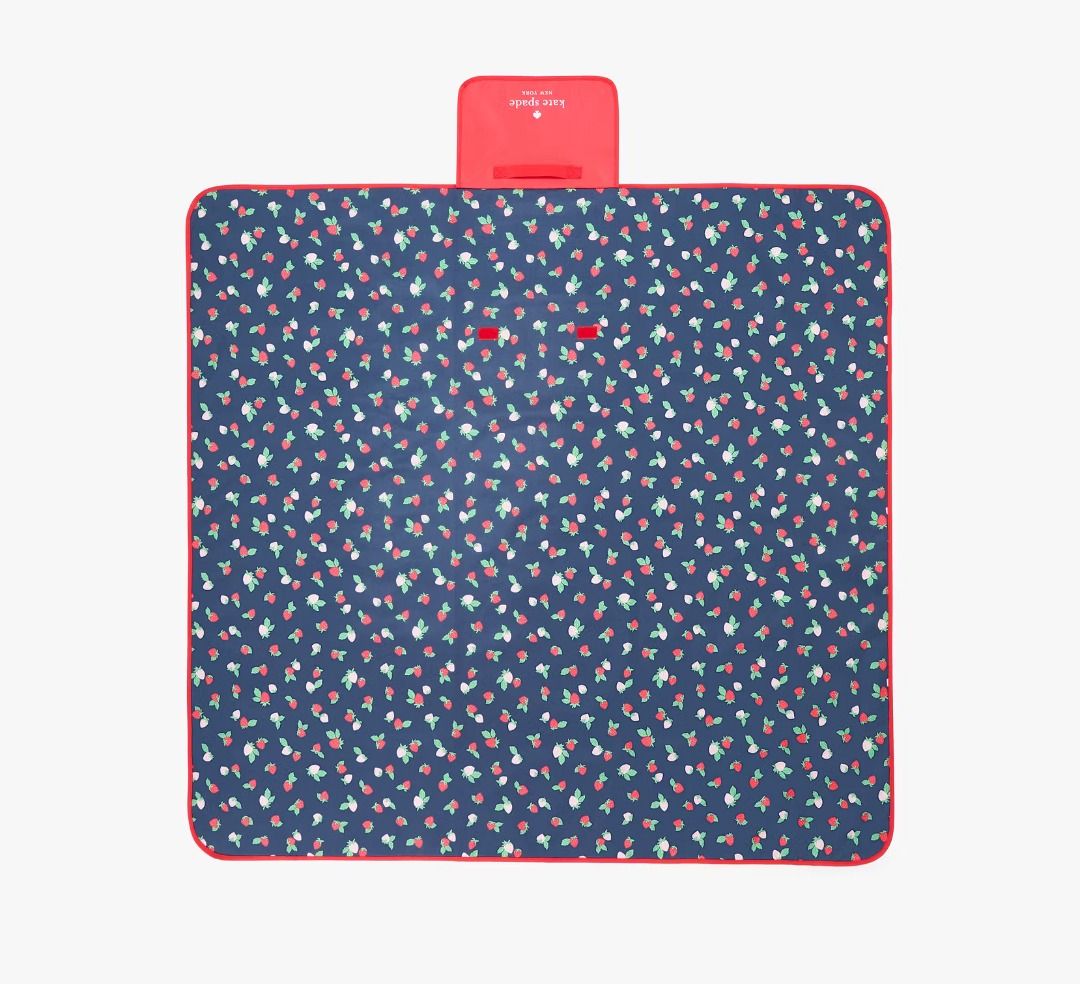 KATE SPADE Strawberry Toss Packable Picnic Blanket (Category: Luxury Bags & Wallets) located in Las Pinas. Submitted by chicchateaumnl (Listing ID 1300019106, Image 3). Description: PRICES ARE FINAL SORRY BUT WILL NOT ENTERTAIN HAGGLING 100% ORIGINAL BRAND NEW Product Details Measurements 55" W x 57" H Materials Polyester, PVC Upper: Acrylic IMPORTED we designed our strawberry toss picnic blanket with a waterproof PVC backing, so it'll stay prist
