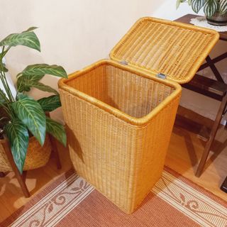 Large wicker rattan basket with lid storage box