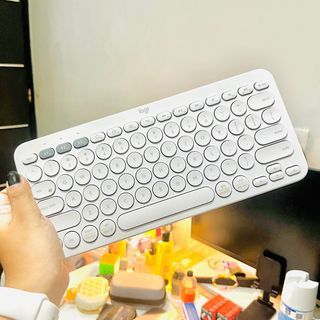 Logitech K380 Multi-Device Keyboard in White