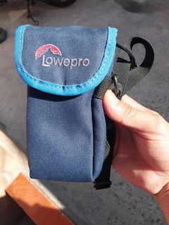 Lowepro sling for cellphone
can also be put on the belt
280 php