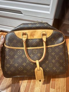 (Category: ) located in . Submitted by april018 (Listing ID 1300059686, Image 1). Description: .