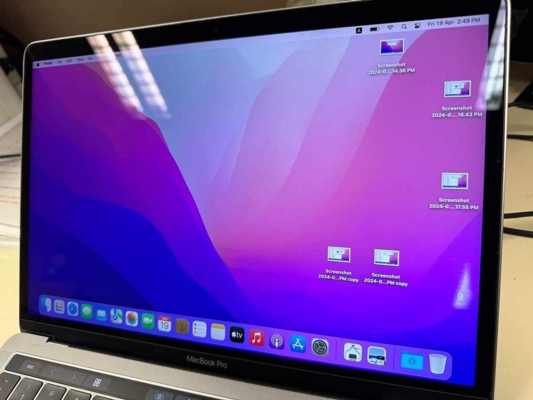MacBook Pro 2018 13inch With Touch Bar i5 Processor 8Gb Ram 500Gb 