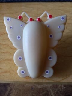 (Category: ) located in . Submitted by Lenatte (Listing ID 1299989610, Image 1). Description: .