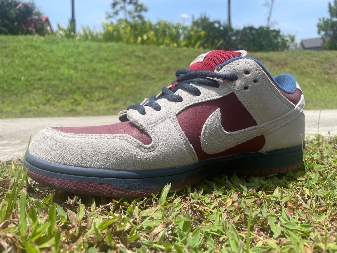 Nike SB Dunk Low True Berry Men s Fashion Footwear Sneakers on Carousell