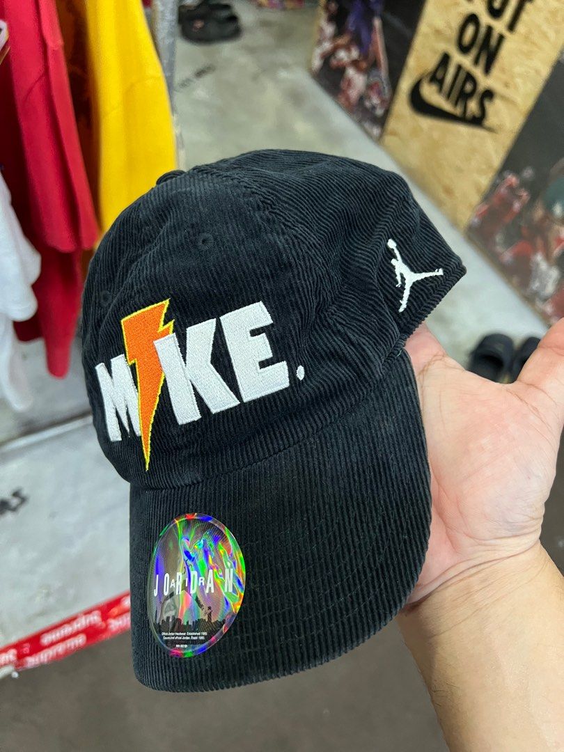 ORIGINAL NIKE AIR JORDAN GATORADE JUMPMAN CORDUROY STRAPBACK DAD HAT