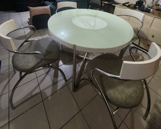 Round Table 4-Seater Dining Set, Tempered Glass Top, 108diameter