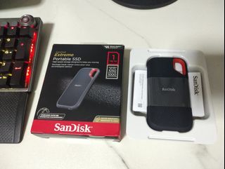 Sandisk extreme 1TB portable SSD