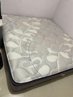 （分類：）位於 。 由 tuxedokitty 提交（商品編號 1299980331，圖片 1）。簡介： 。