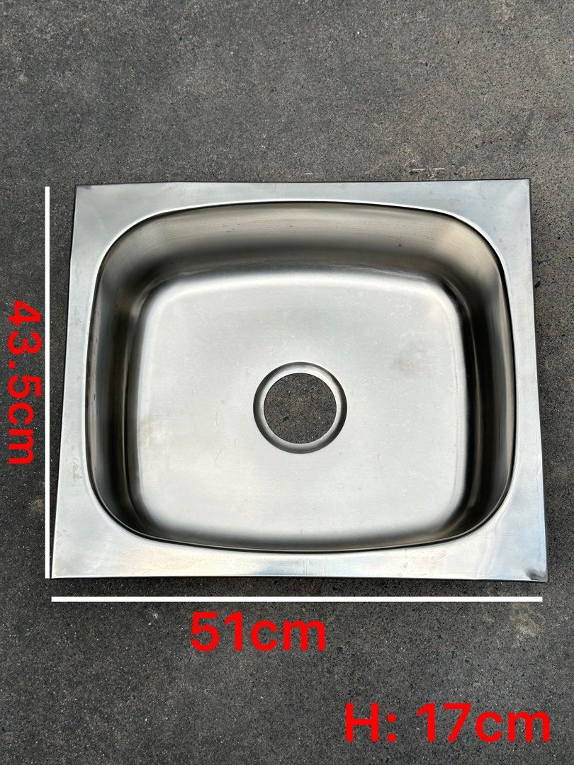 Single Bowl 51x43.5x17 (Category: Bathroom & Kitchen Fixtures) located in Manila. Submitted by declutter_270 (Listing ID 1300010597, Image 2). Description: -brand new -factory clearance -slight scratches -never been used.