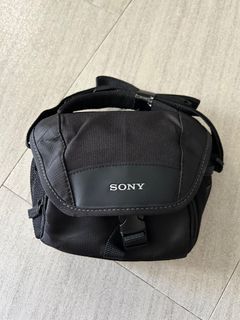 SONY LCS-U11 Soft Compact Carrying Case/ Camera Bag