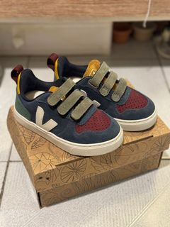 （分類：）位於 。 由 cava.miss 提交（商品編號 1300073859，圖片 1）。簡介： 。