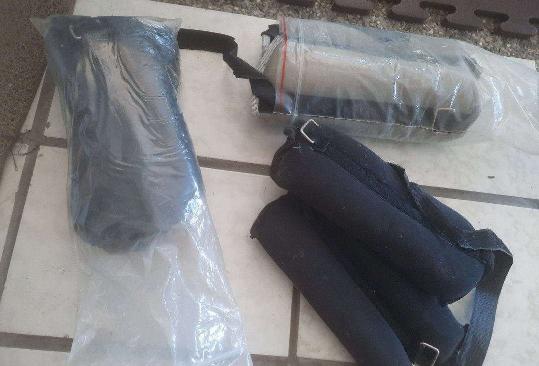 Wrist and ankle weights (Category: Weights & Dumbbells) located in Quezon City. Submitted by mmamma.mi.a. (Listing ID 1300037849, Image 2). Description: 1.5kg each x2 3kg total per pair 3 pairs available not used gcash payment.