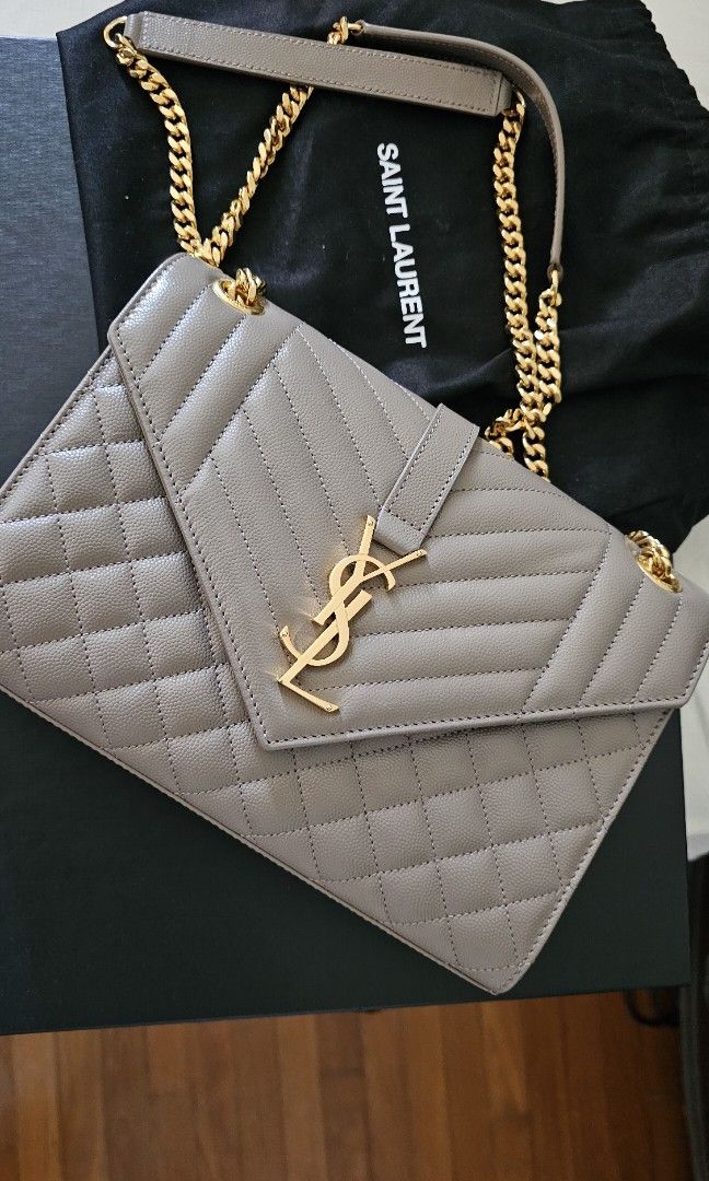 YSL ENVELOPE MEDIUM IN QUILTED GRAIN DE POUDRE EMBOSSED LEATHER