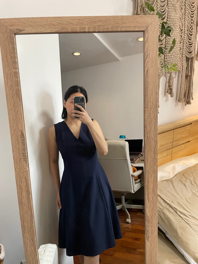 Zalora Midi Dress Women s Fashion Dresses Sets Dresses on Carousell