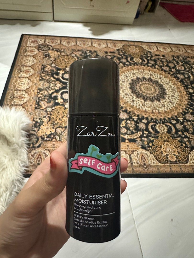 Zarzou Moisturizer, Beauty & Personal Care, Face, Face Care on Carousell