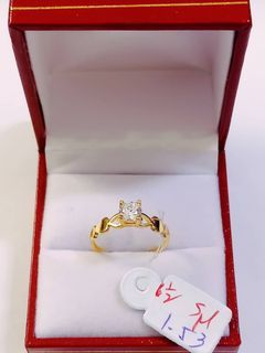 18k Saudi Gold Engagement Ring Size 6.5
