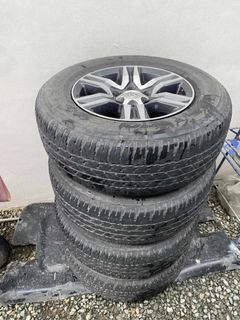 4 pcs fortuner mags and tires