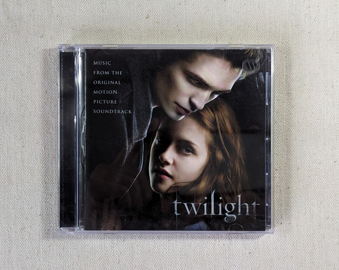 暮光之城無懼的愛：電影原聲帶」CD唱片專輯（Warner Music、2008年 