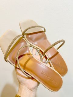 La Soledad Studios Beige sandals / heels