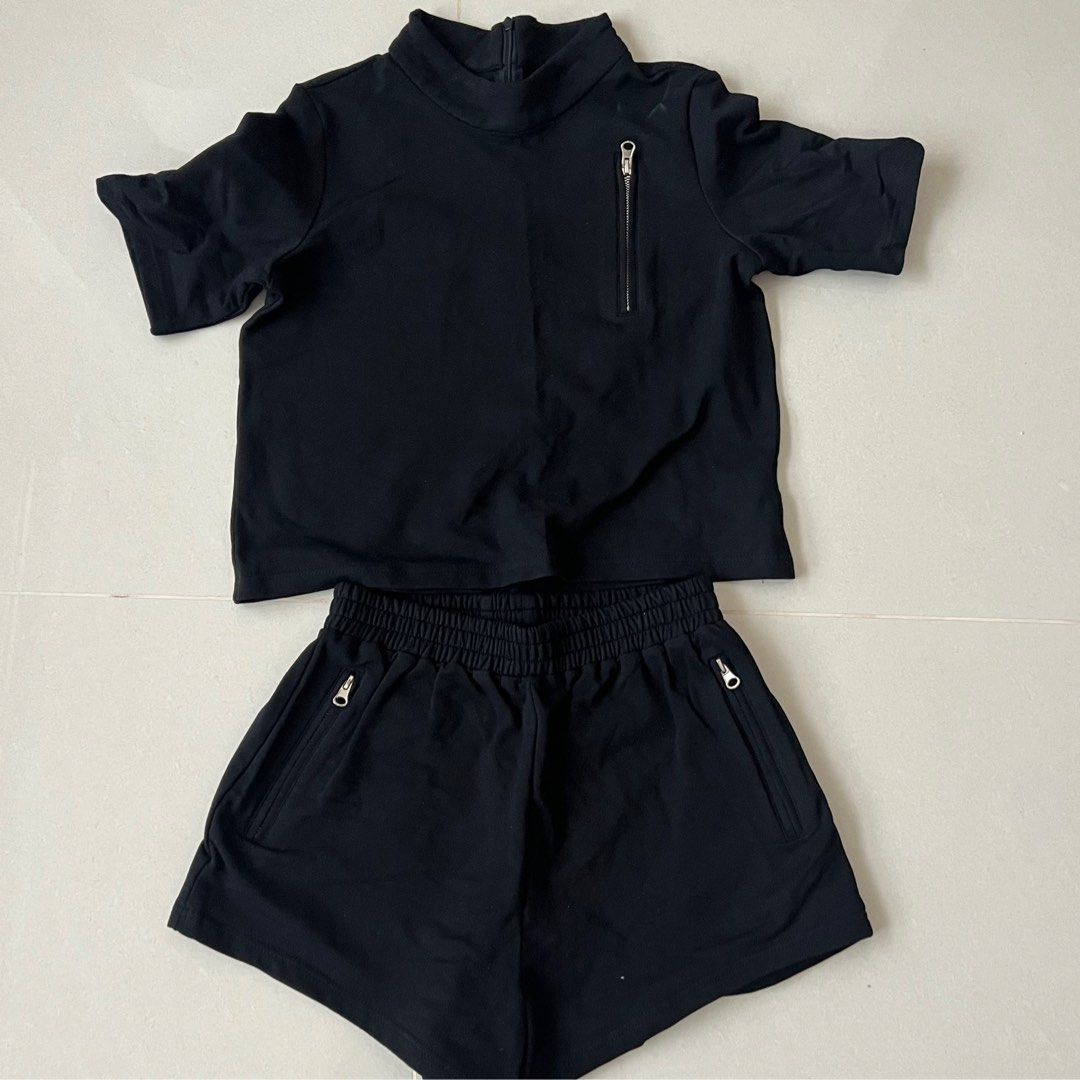 Cheap black clothes store