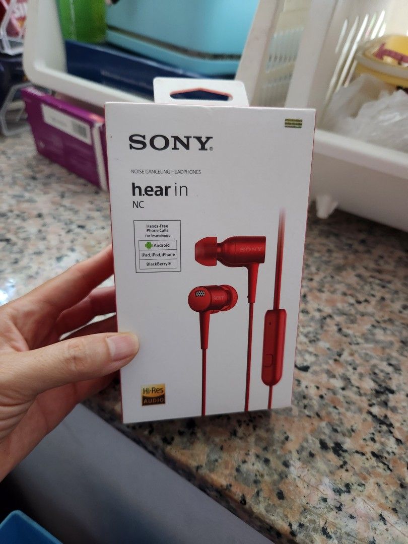 BN Sony hear in headphones