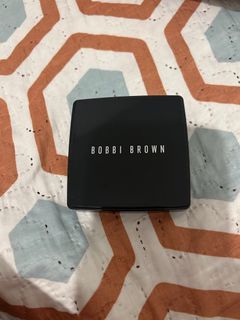 Bobbi Brown Face Powder