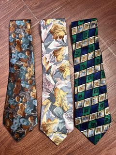 Branded necktie 3 for 100