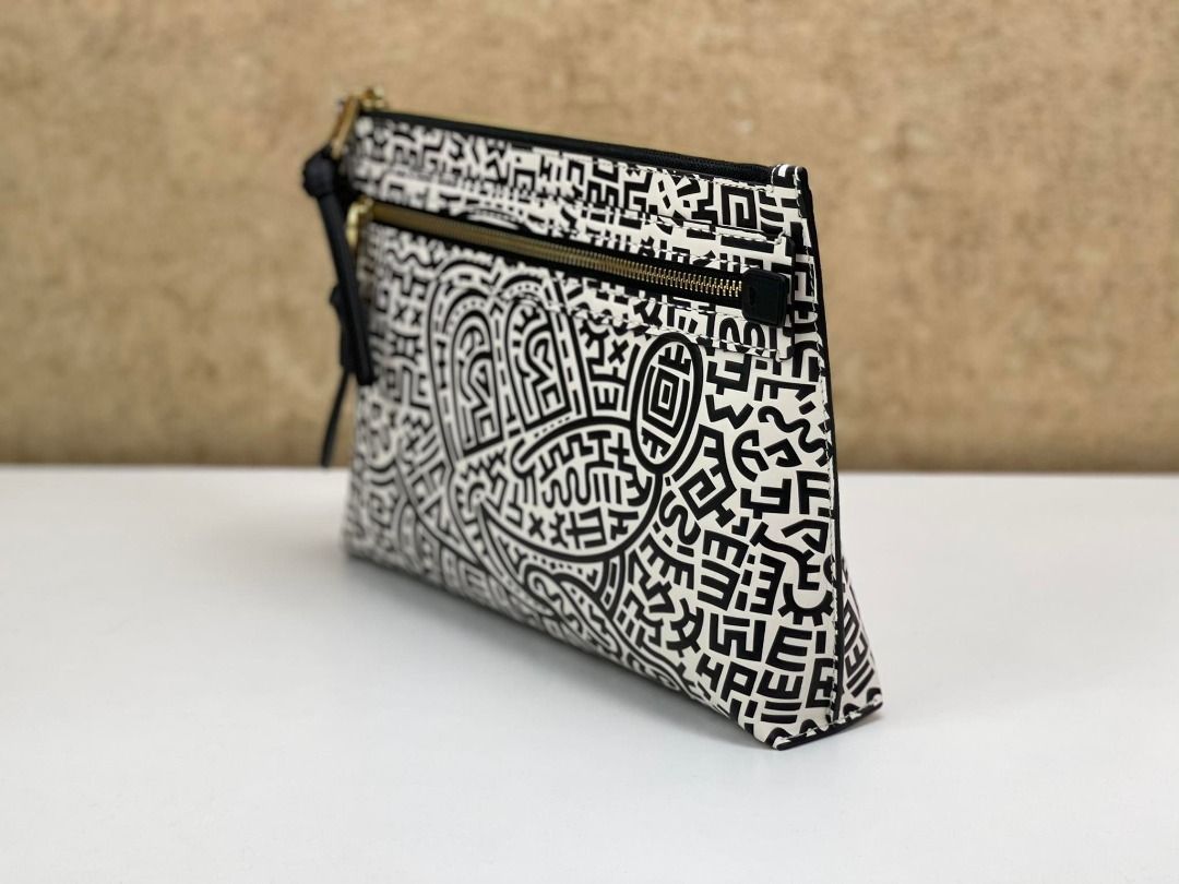 COACH 5220 DISNEY MICKEY MOUSE X KEITH HARING ACADEMY POUCH