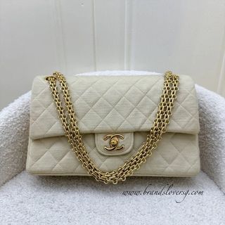 (Category: ) located in . Submitted by brands_lover (Listing ID 1300112648, Image 1). Description: .