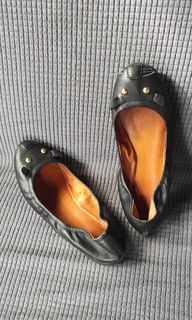 (Kategori: ) berada di . Dikirim oleh Gh.GeHome (ID iklan 1300171334, Gambar 1). Deskripsi: .