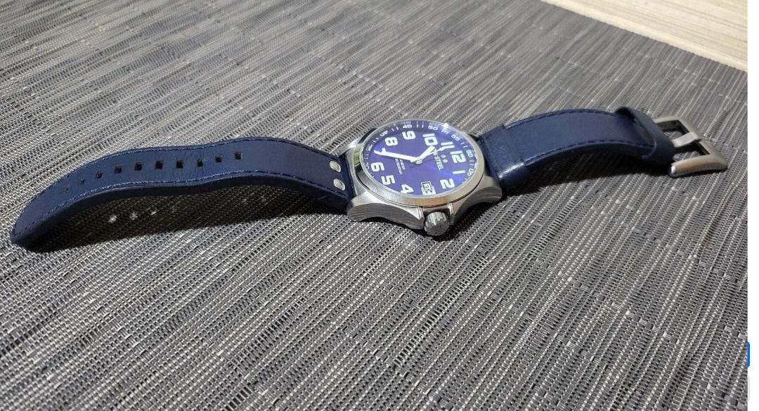 For sale TW Steel Pilot TW400 Men s Fashion Watches Accessories Watches on Carousell