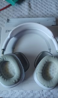 FS : P9 Wireless BT Headphones Headset Over Ear With Microphone Noise Cancelling