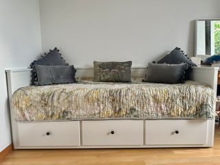 (Category: ) located in . Submitted by adsheikh (Listing ID 1300215251, Image 1). Description: .