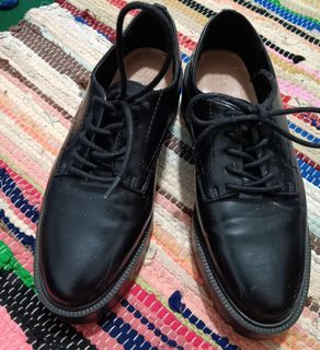 H&M black shoes
