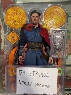 Hot Toys Infinity War Dr Strange 1/6 Figure